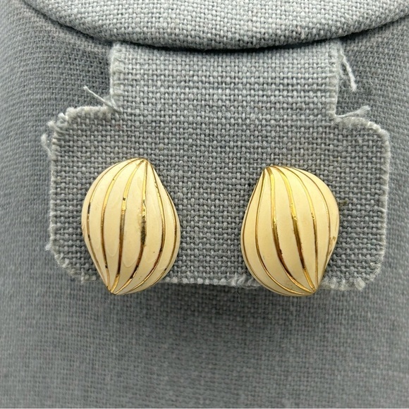 Napier Jewelry - Vintage Napier White Cream Enamel Gold Tone Striped Dome Screwback Earrings